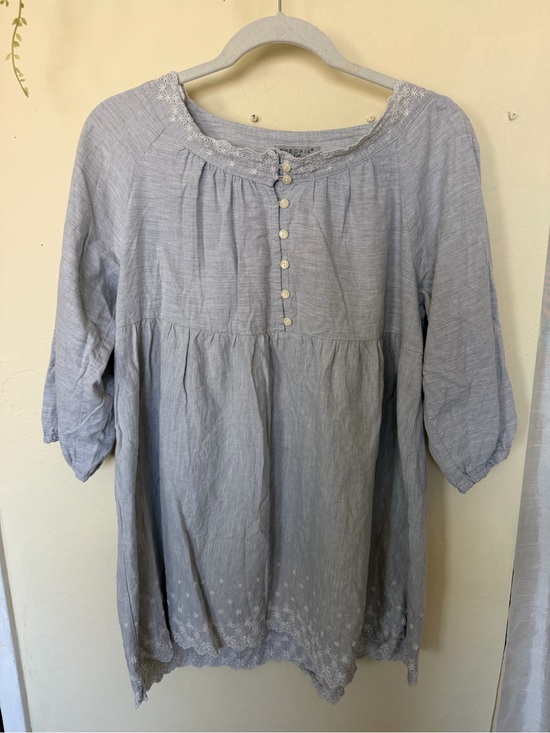 Theoria Tops - Theories Gray Babydoll Embroidered Peasant Top